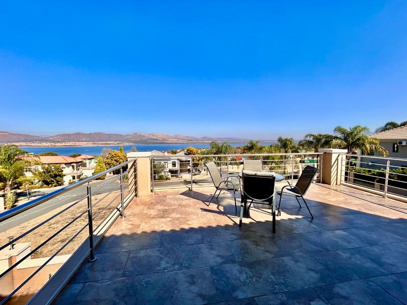 7 Bedroom Property for Sale in Kosmos Ridge North West